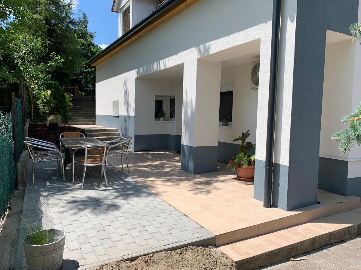 Borsi Apartman Balatonalmádi Exterior foto