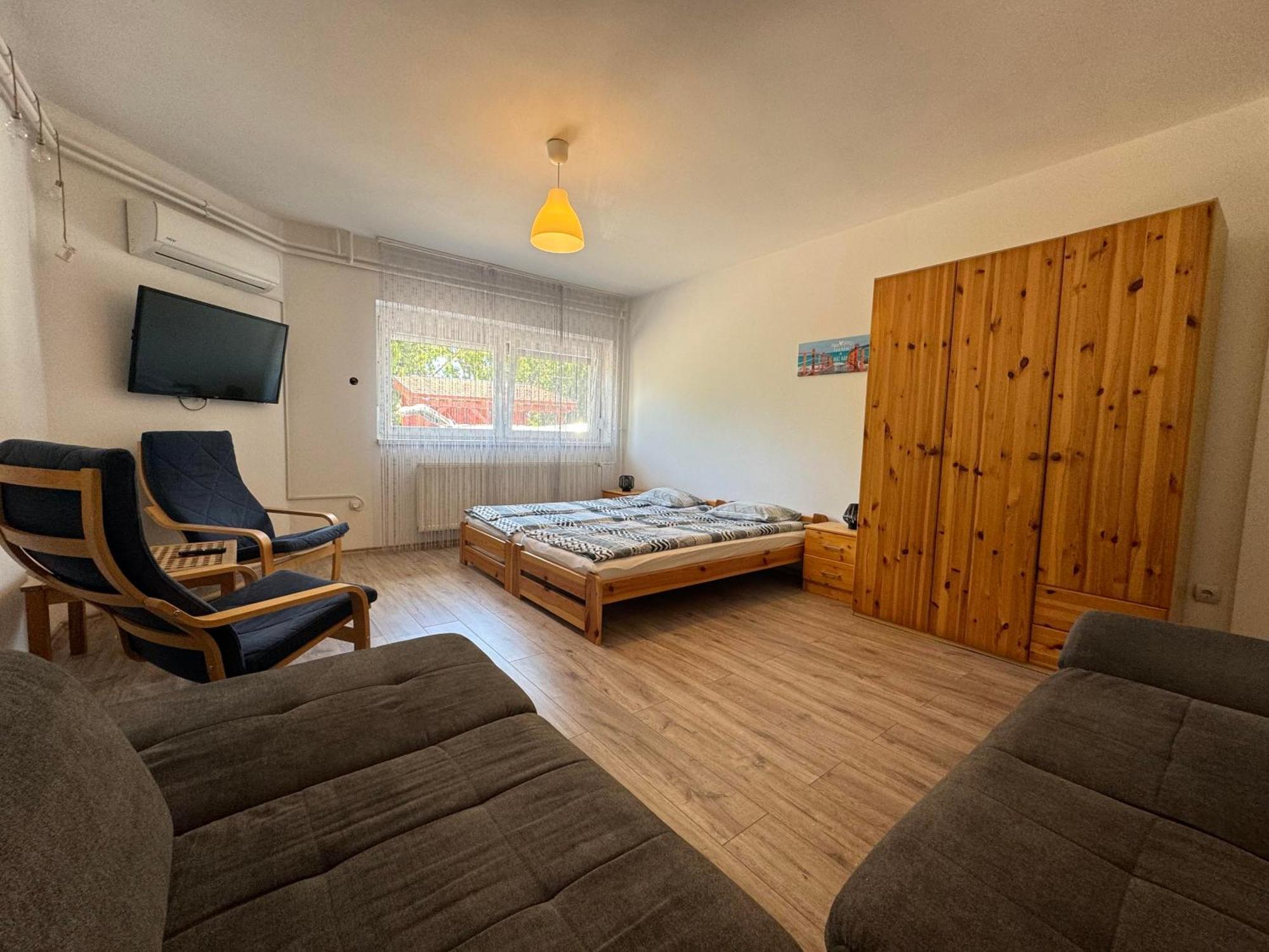 Borsi Apartman Balatonalmádi Exterior foto